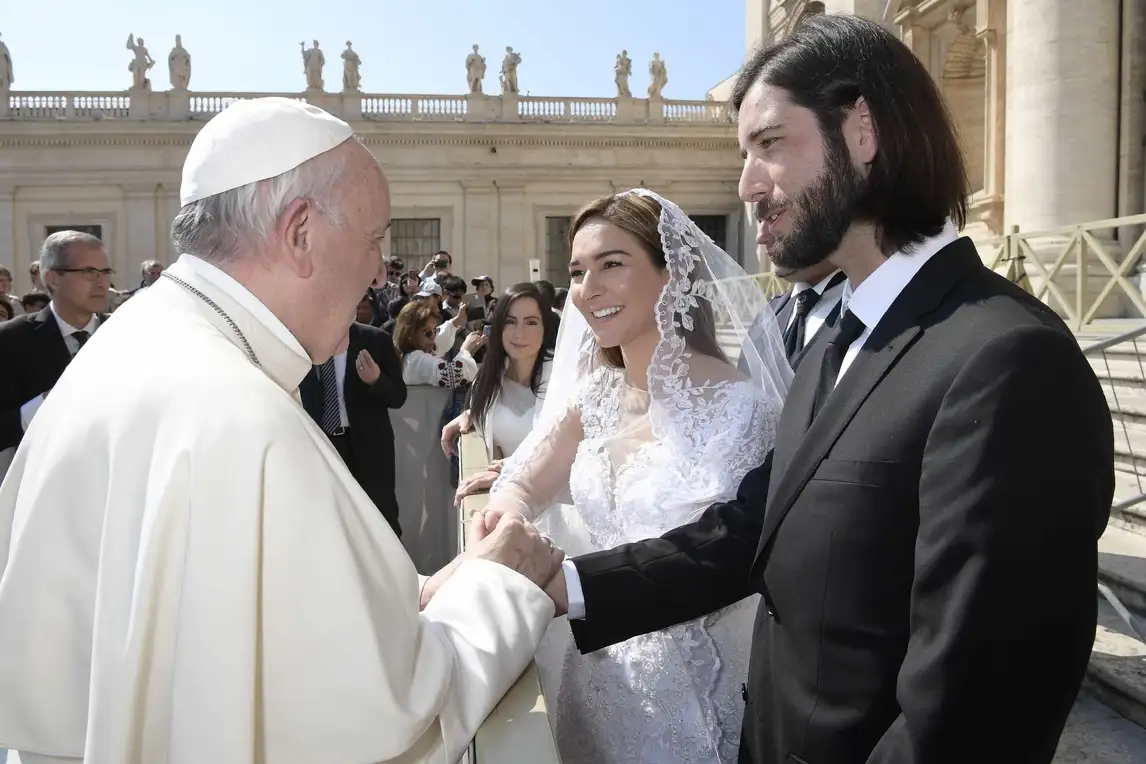 Patrick and Cristina Dobbins meeting Pope Francis